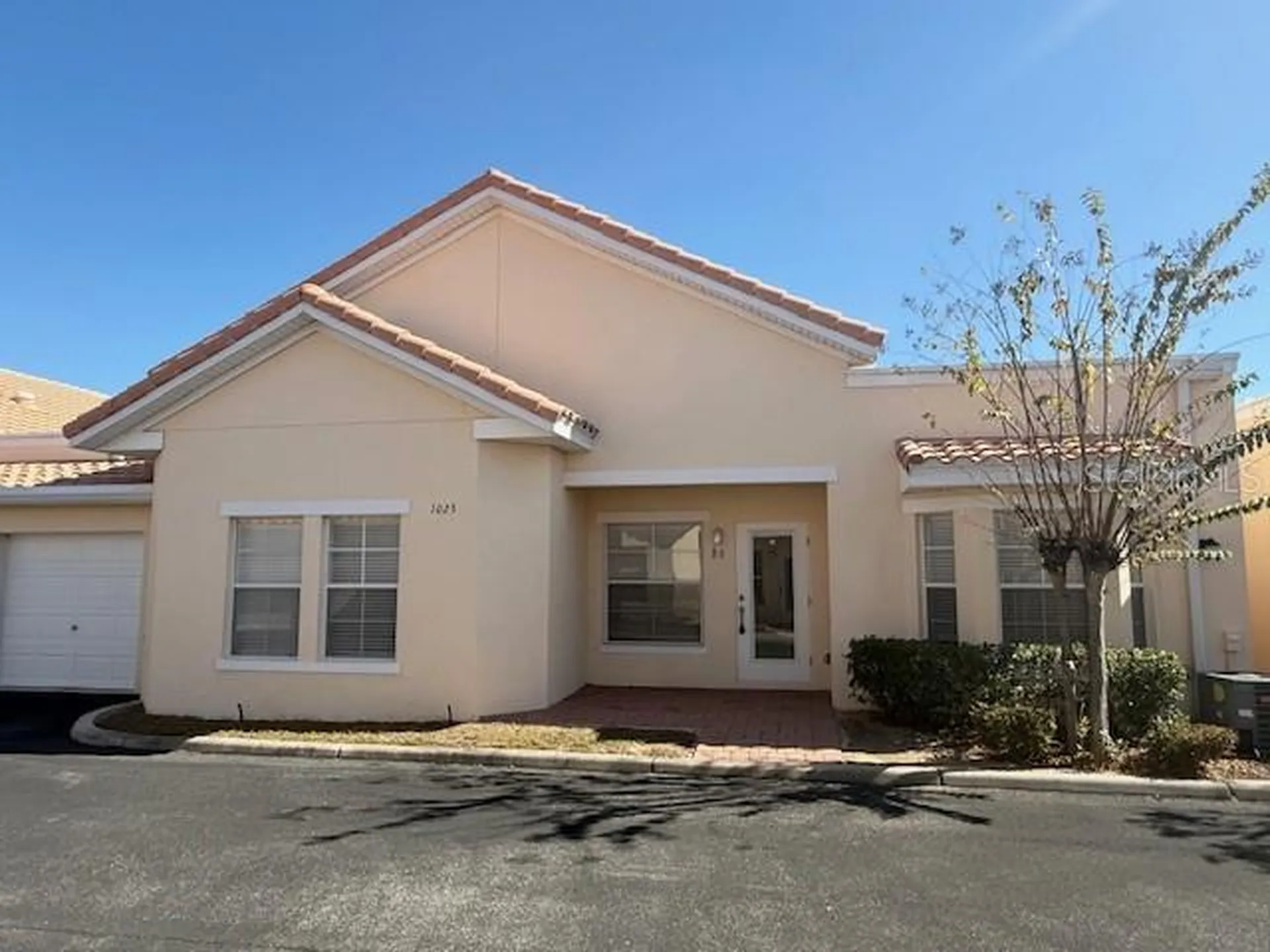 1023 David Walker Drive Tavares FL 32778