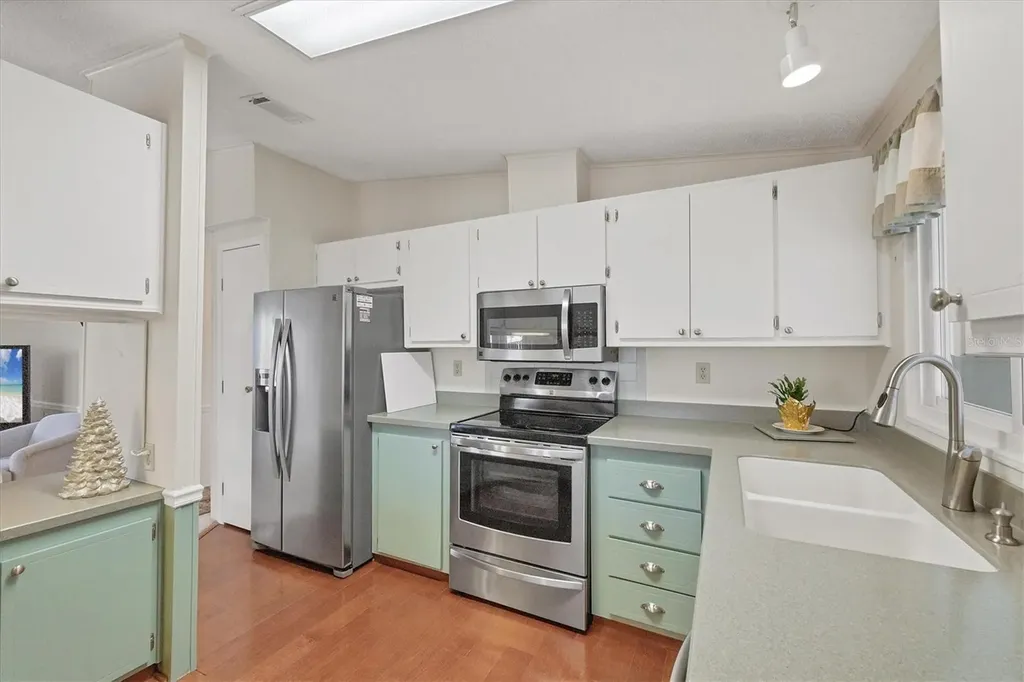 827 Tangerine Woods Boulevard Englewood FL 34223