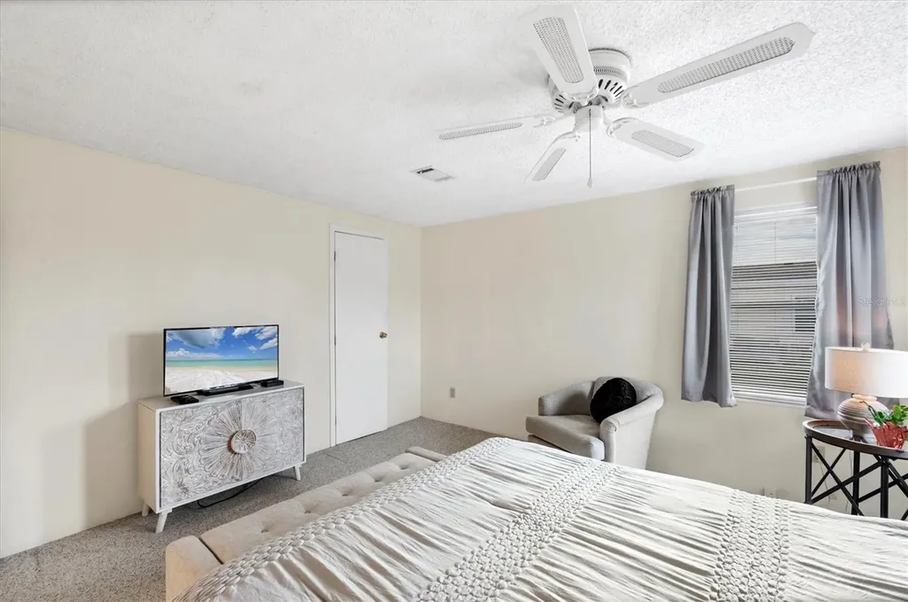 827 Tangerine Woods Boulevard Englewood FL 34223