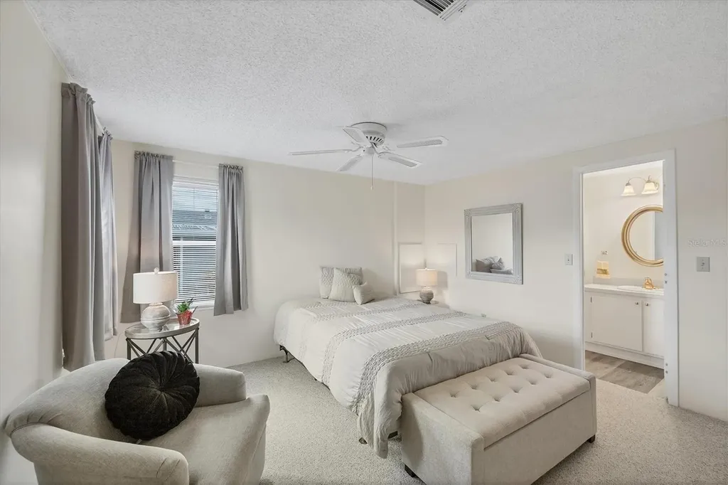 827 Tangerine Woods Boulevard Englewood FL 34223