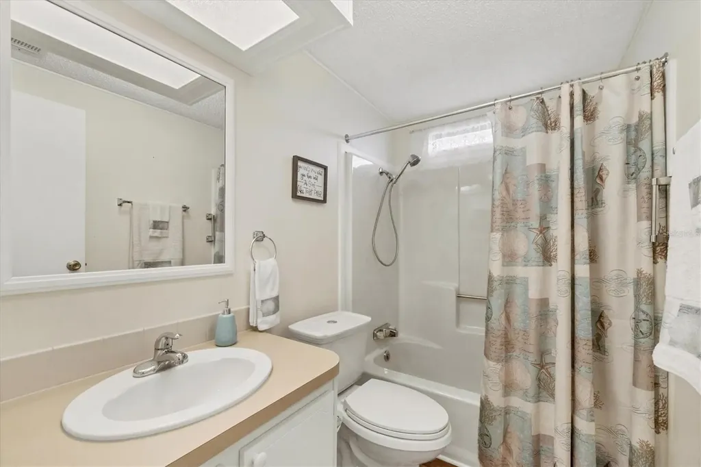 827 Tangerine Woods Boulevard Englewood FL 34223