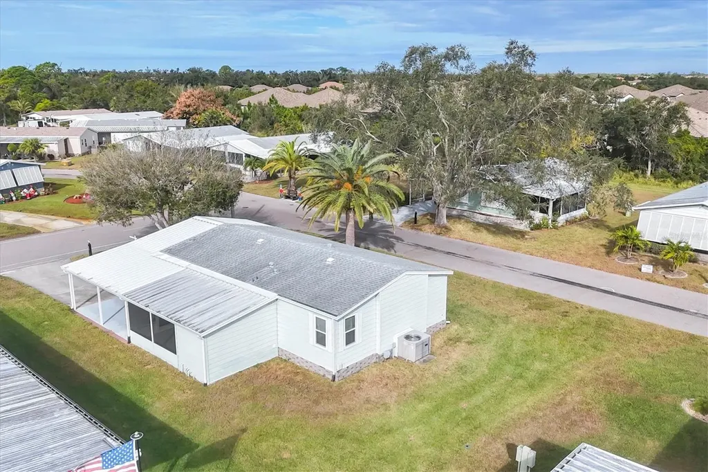 827 Tangerine Woods Boulevard Englewood FL 34223