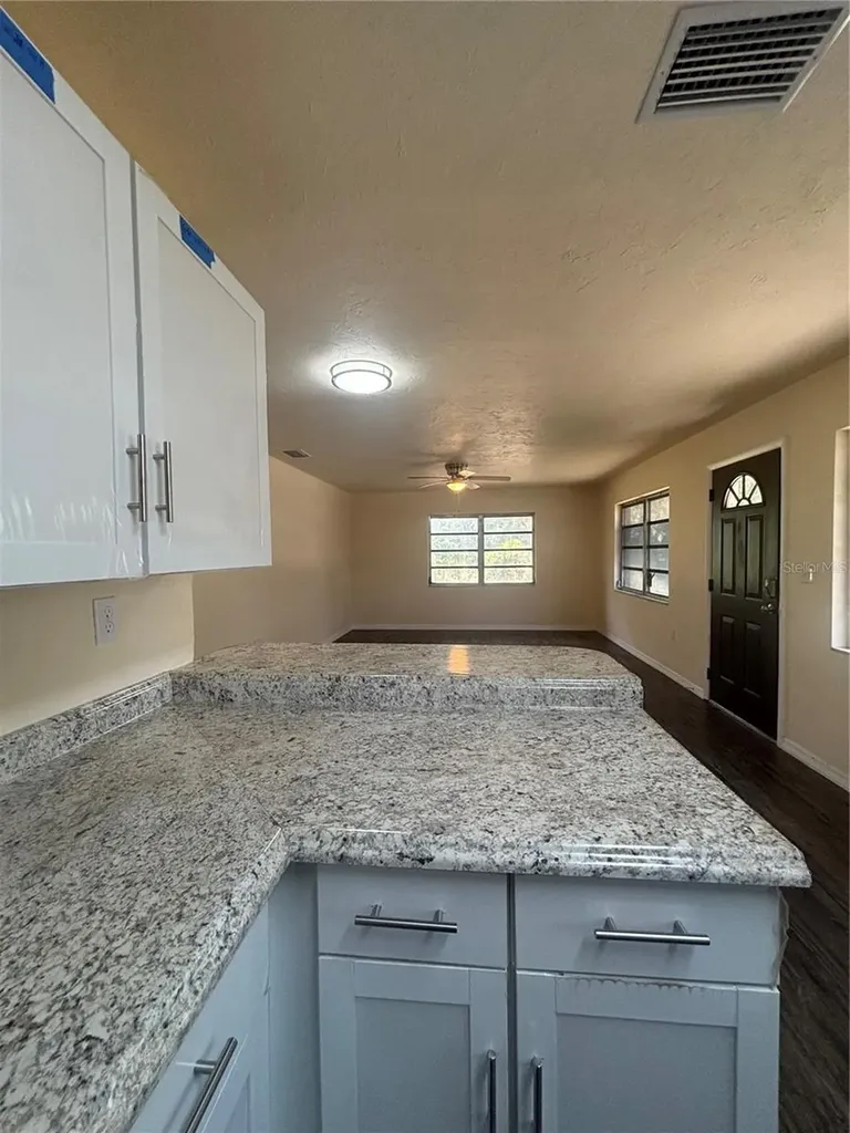 127 Jamison Avenue Lake Placid FL 33852