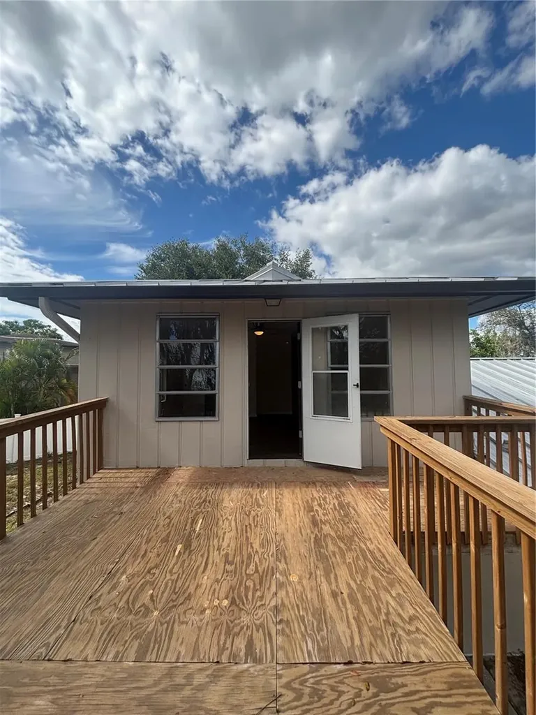 127 Jamison Avenue Lake Placid FL 33852