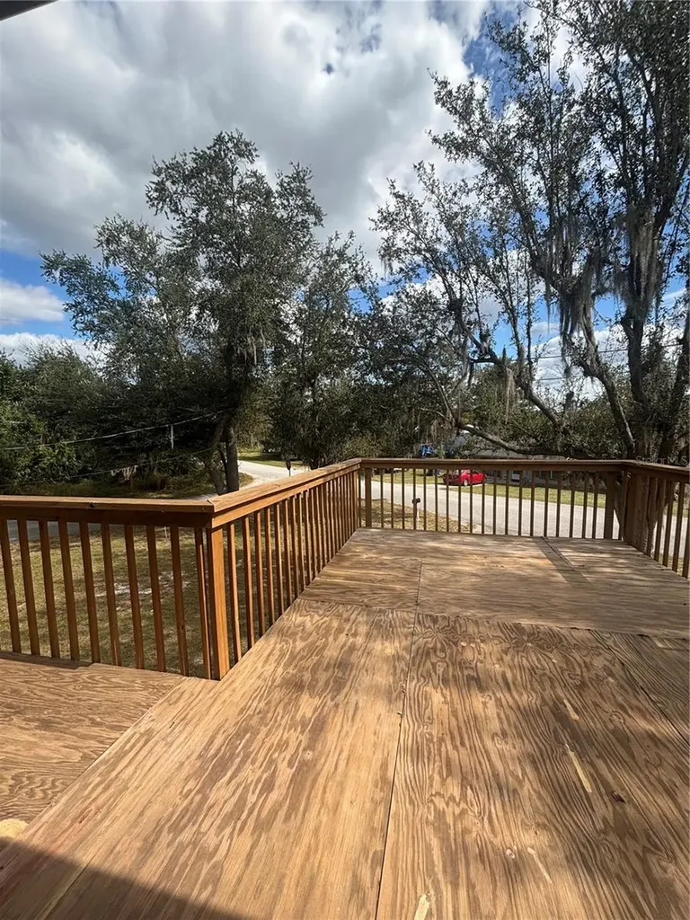 127 Jamison Avenue Lake Placid FL 33852