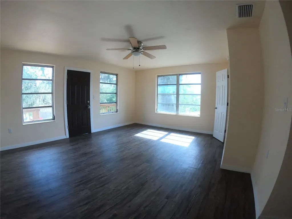 127 Jamison Avenue Lake Placid FL 33852