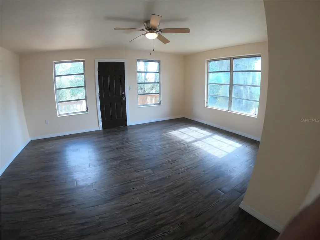 127 Jamison Avenue Lake Placid FL 33852
