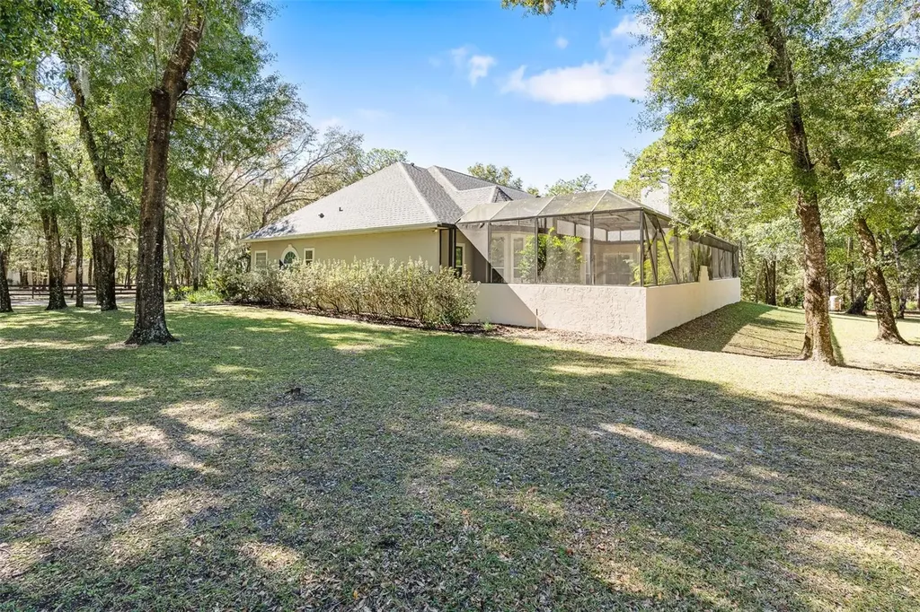 19811 Lake Dorr Road Altoona FL 32702