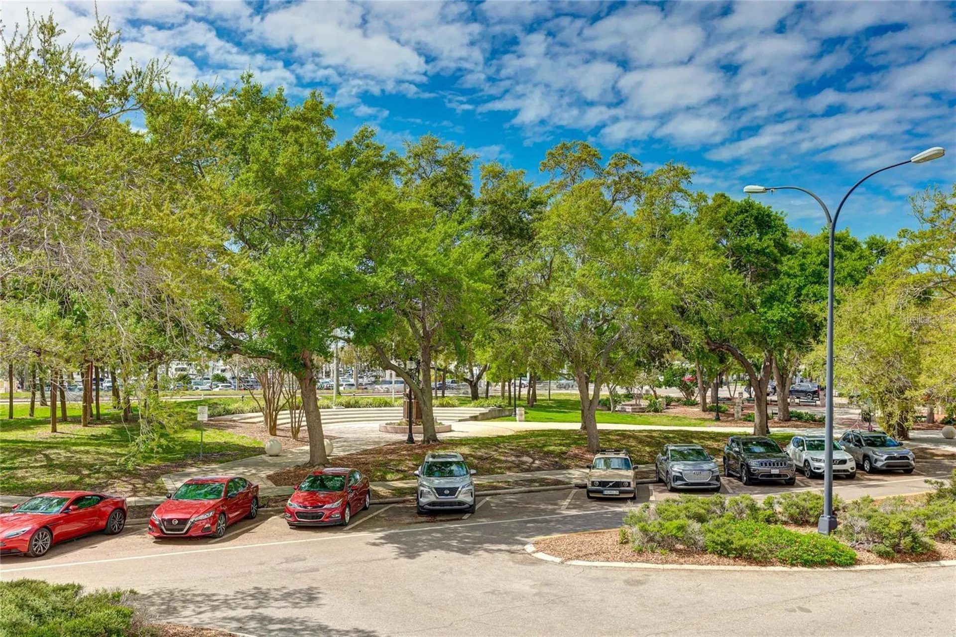 33 S Gulfstream Avenue Sarasota FL 34236