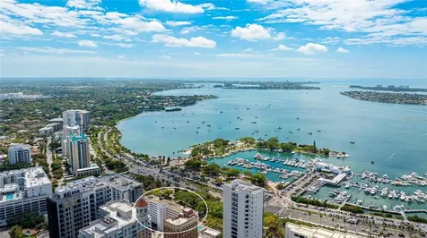 33 S Gulfstream Avenue Sarasota FL 34236