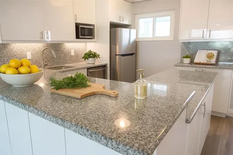 33 S Gulfstream Avenue Sarasota FL 34236