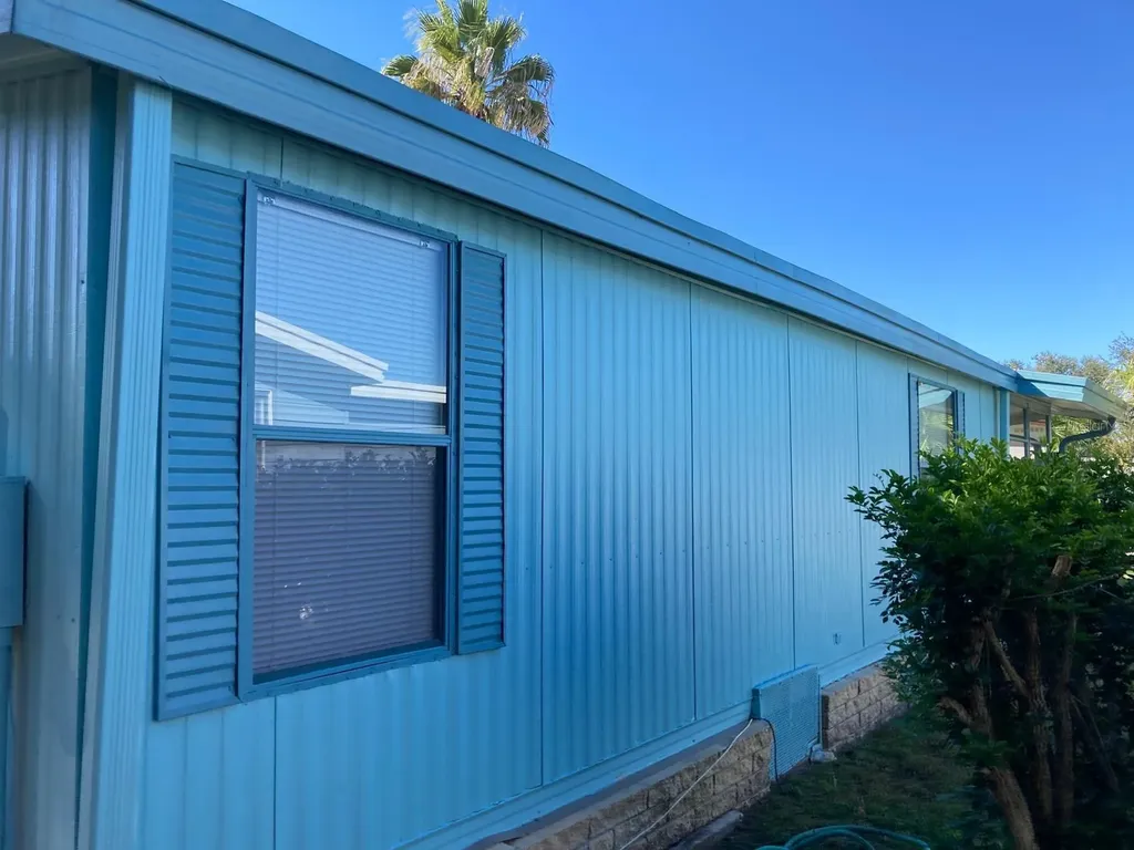 2824 Manatee Road Tavares FL 32778