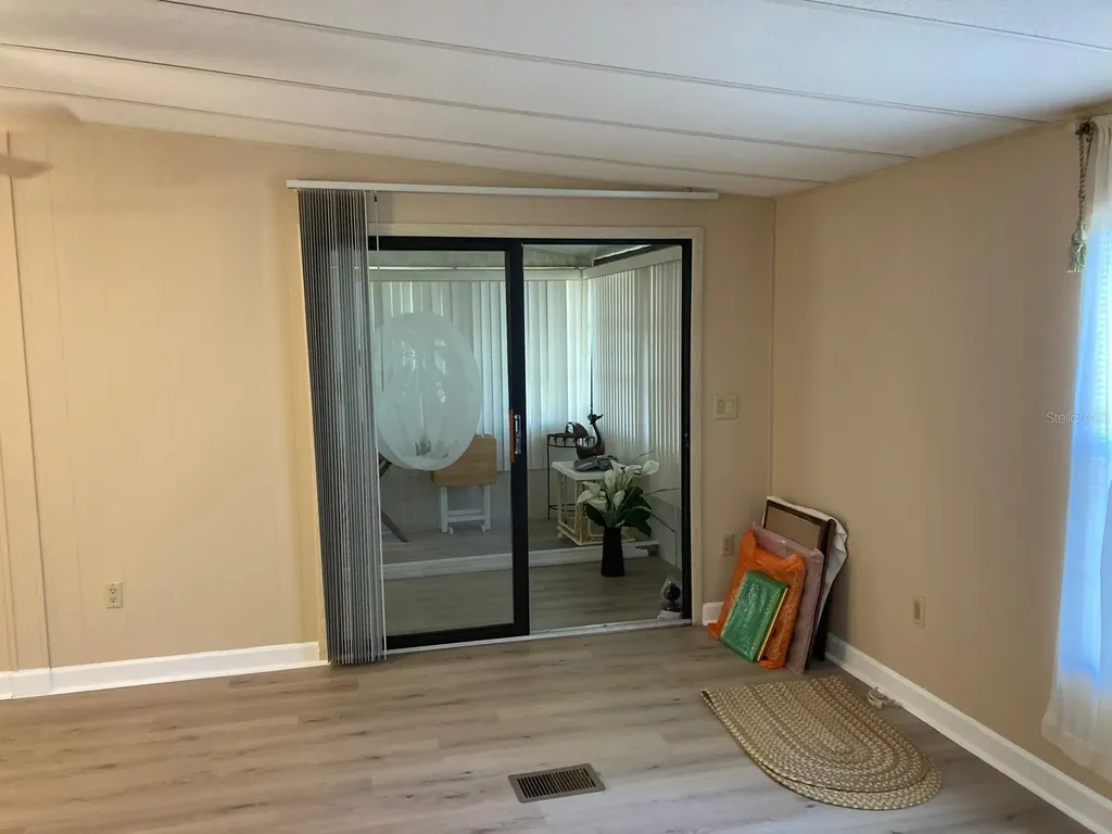 2824 Manatee Road Tavares FL 32778