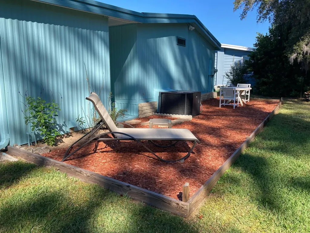 2824 Manatee Road Tavares FL 32778