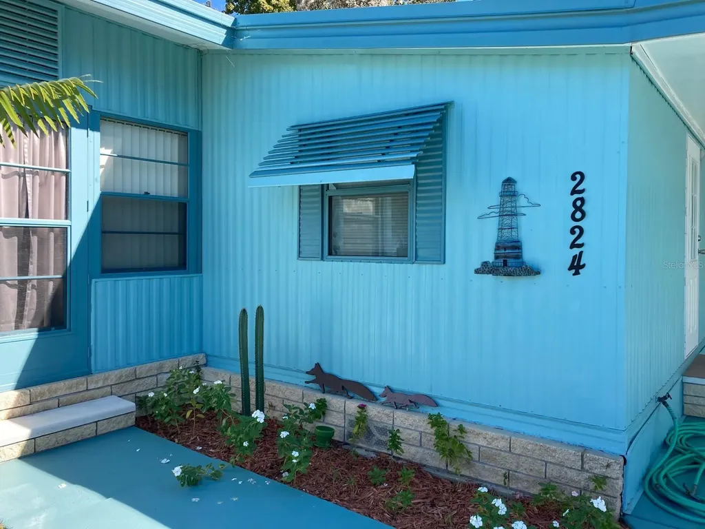 2824 Manatee Road Tavares FL 32778