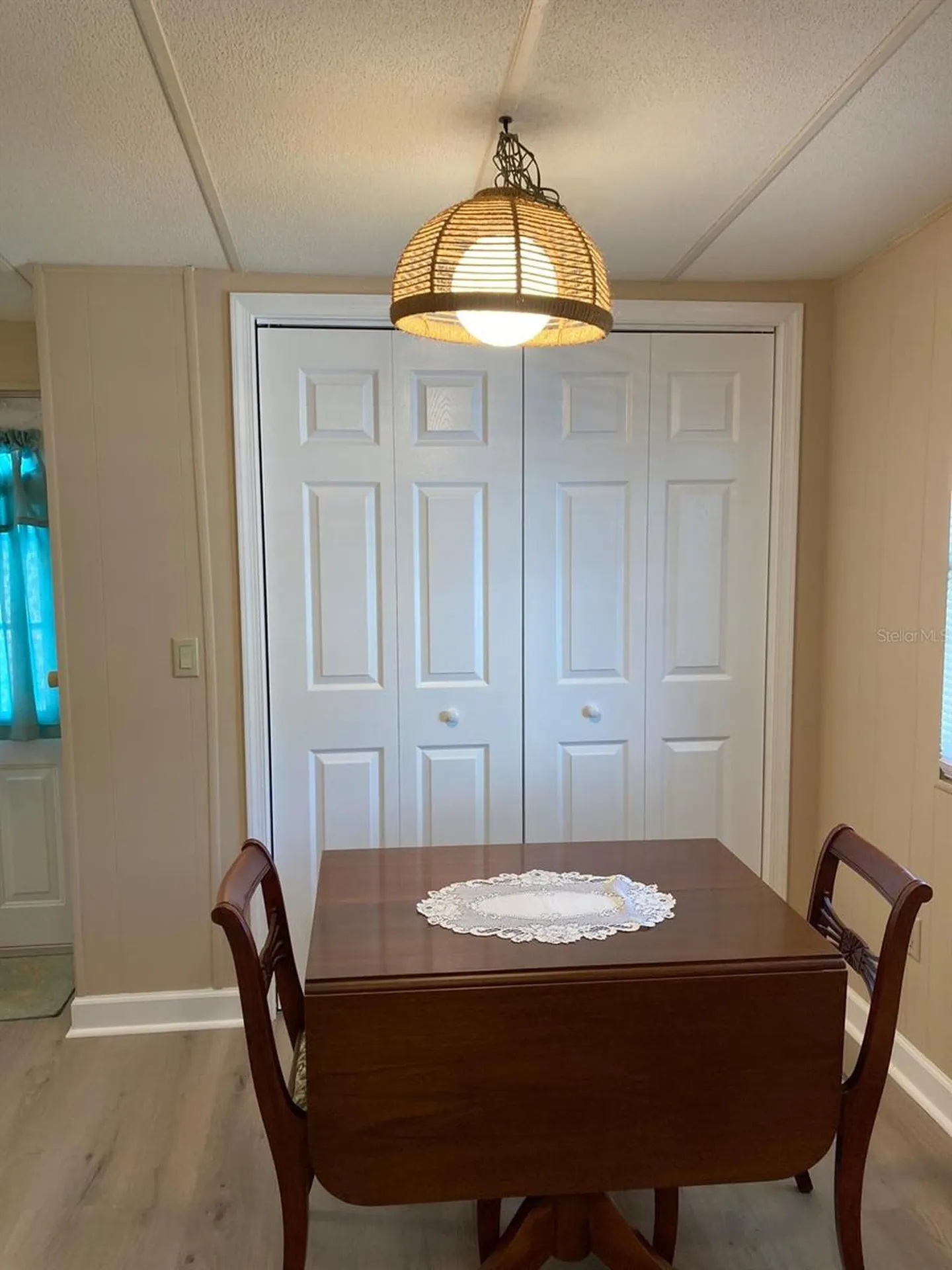 2824 Manatee Road Tavares FL 32778