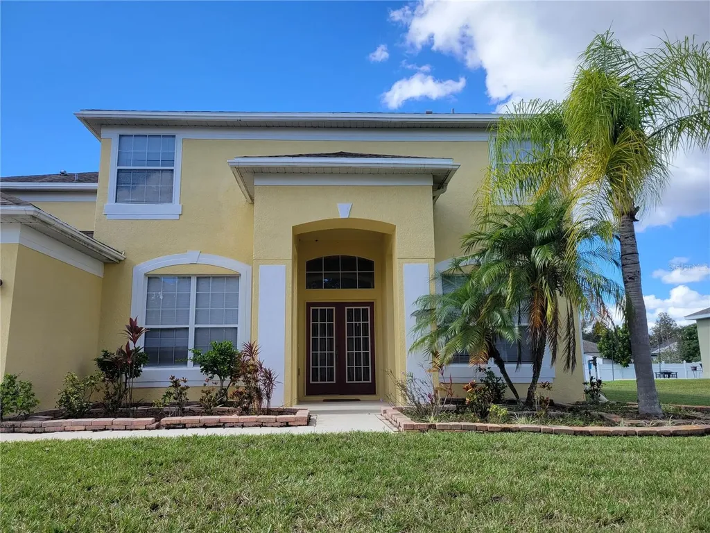 3145 Twisted Oak Loop Kissimmee FL 34744