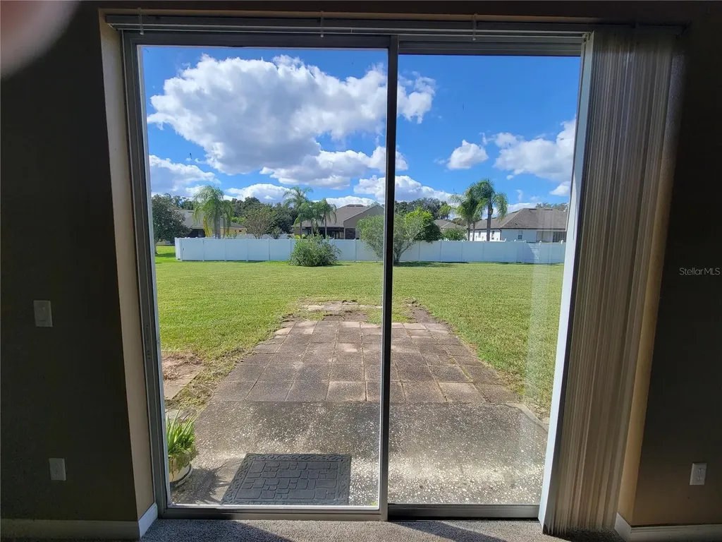 3145 Twisted Oak Loop Kissimmee FL 34744