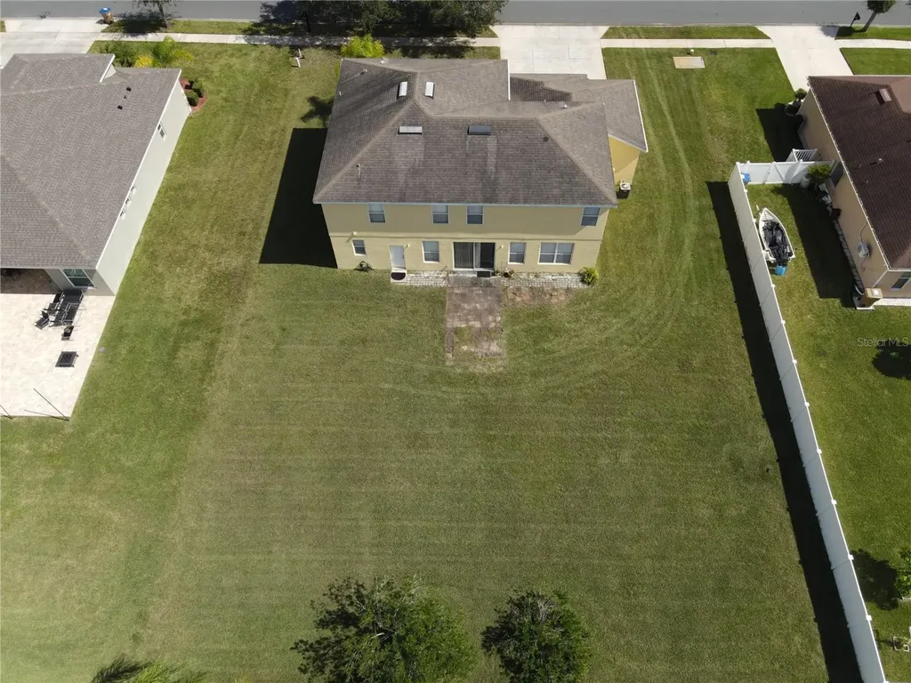 3145 Twisted Oak Loop Kissimmee FL 34744