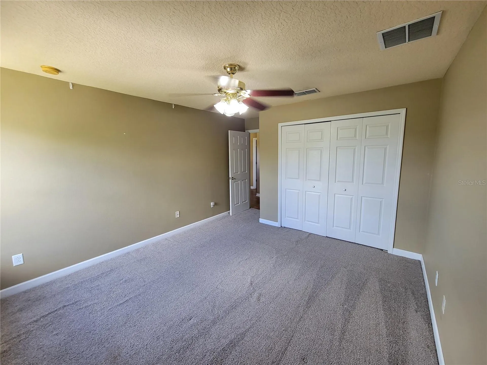 3145 Twisted Oak Loop Kissimmee FL 34744