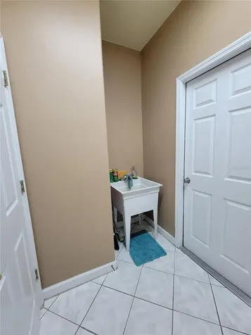 3145 Twisted Oak Loop Kissimmee FL 34744