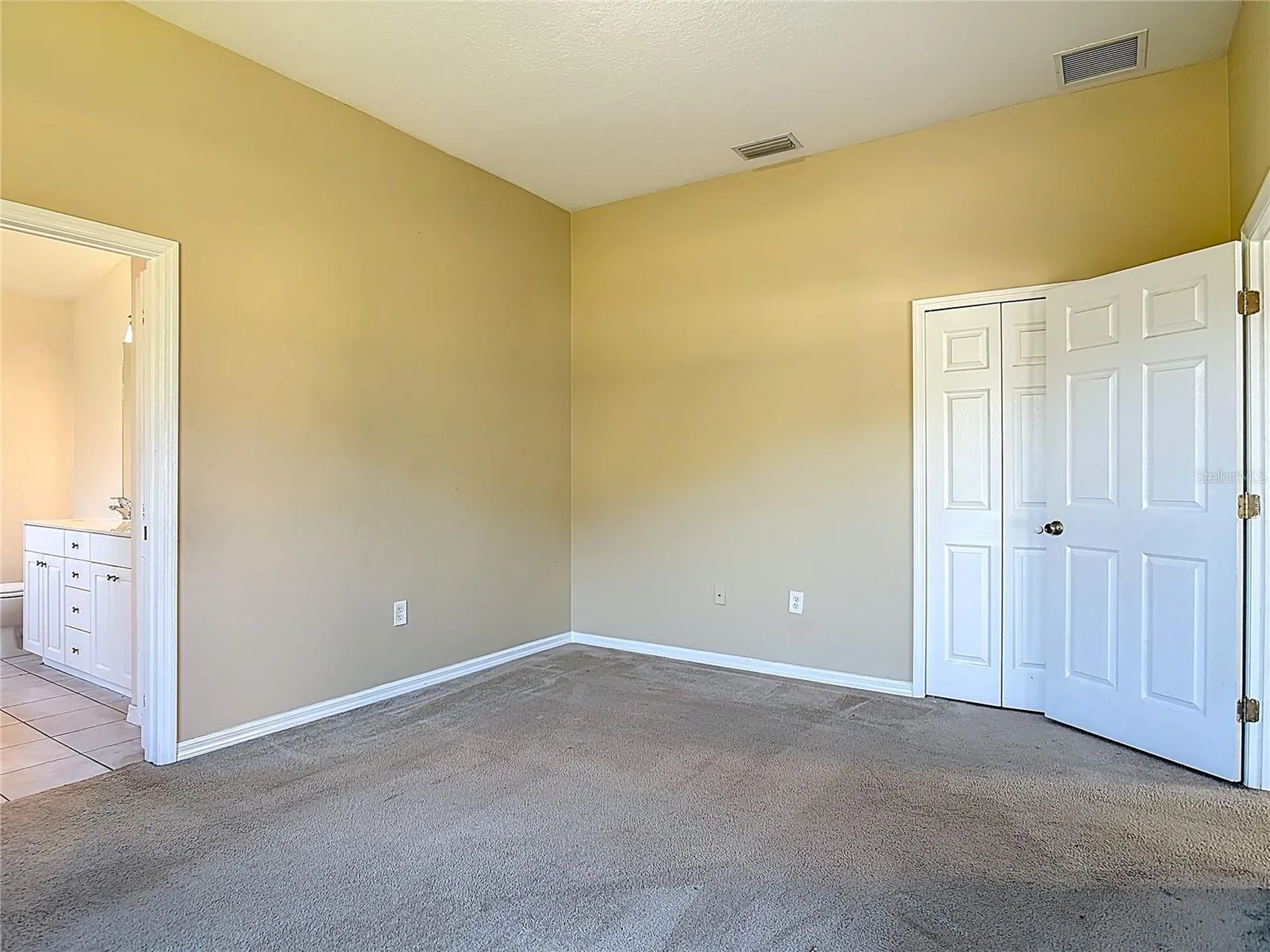 530 Coral Trace Boulevard Edgewater FL 32132