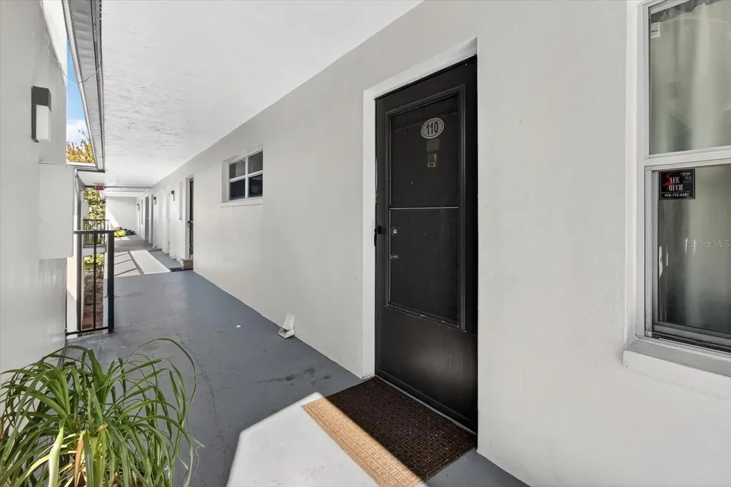 1146 King Arthur Court Dunedin FL 34698