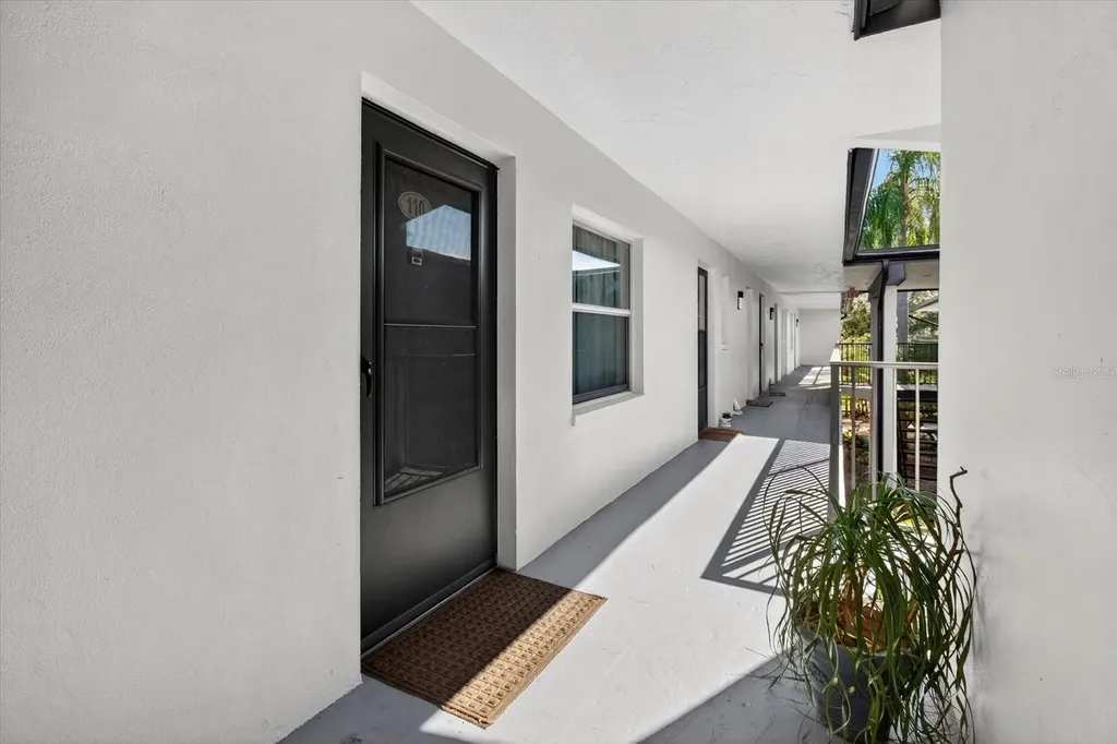 1146 King Arthur Court Dunedin FL 34698