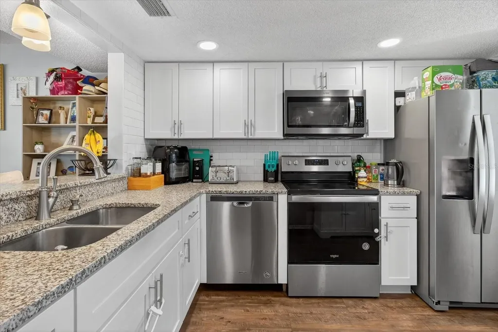 1146 King Arthur Court Dunedin FL 34698