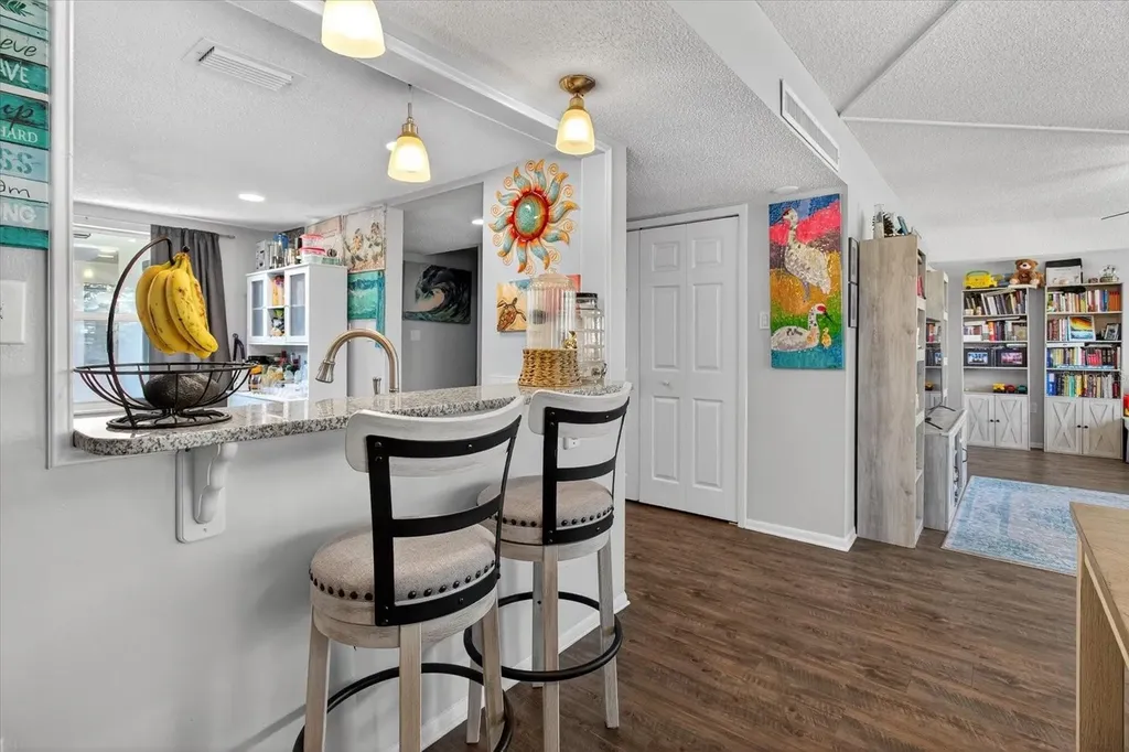 1146 King Arthur Court Dunedin FL 34698