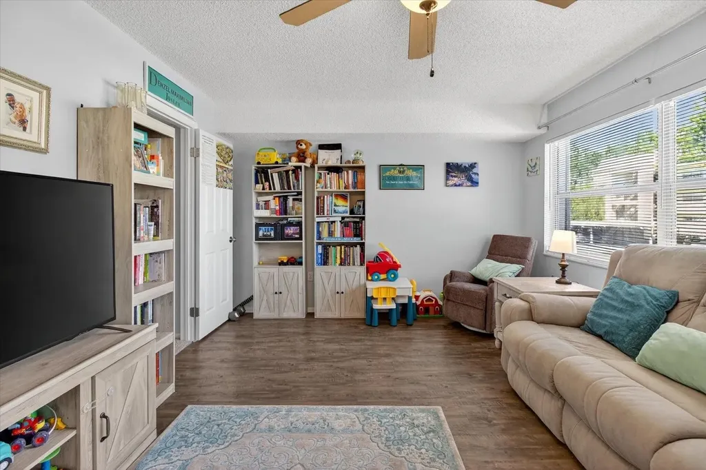 1146 King Arthur Court Dunedin FL 34698