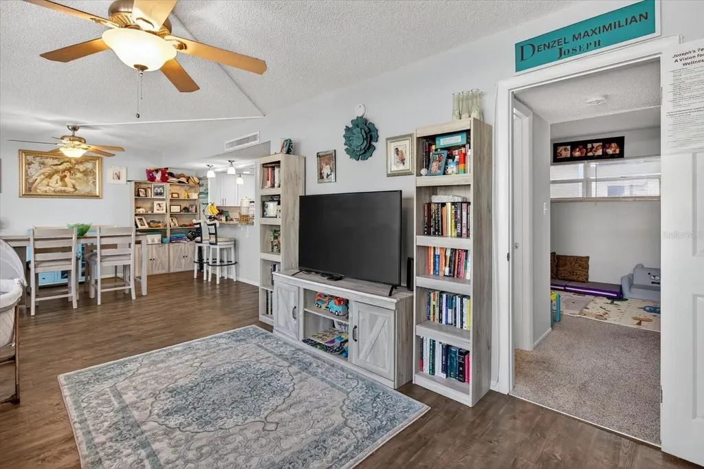 1146 King Arthur Court Dunedin FL 34698