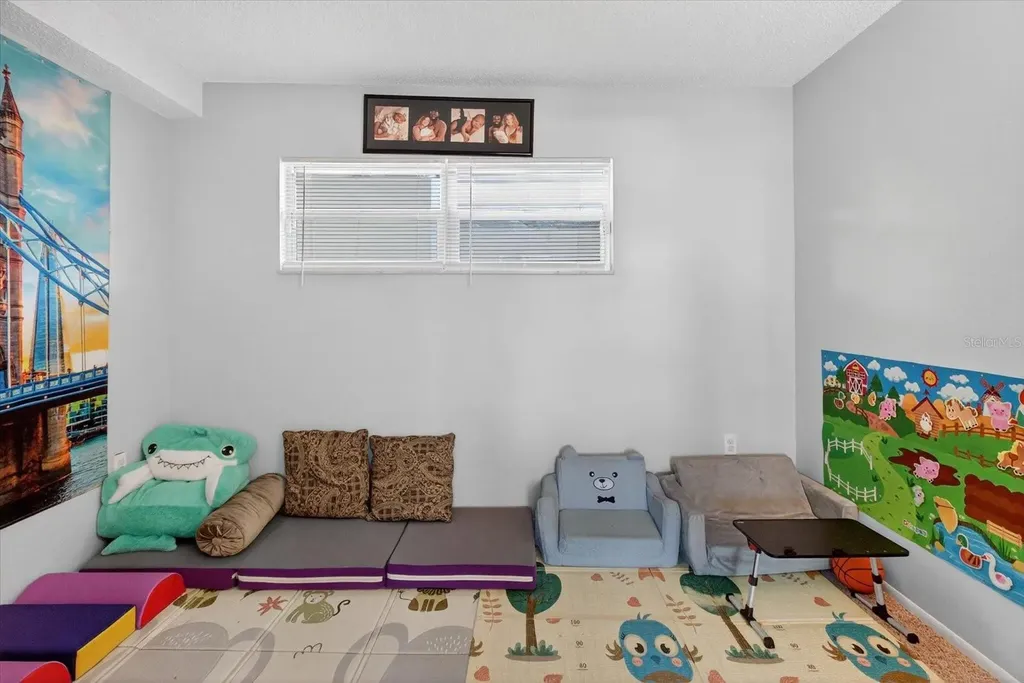 1146 King Arthur Court Dunedin FL 34698