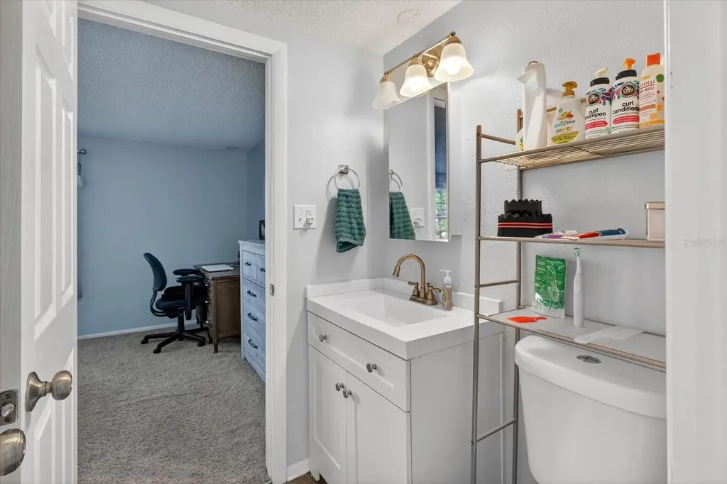 1146 King Arthur Court Dunedin FL 34698