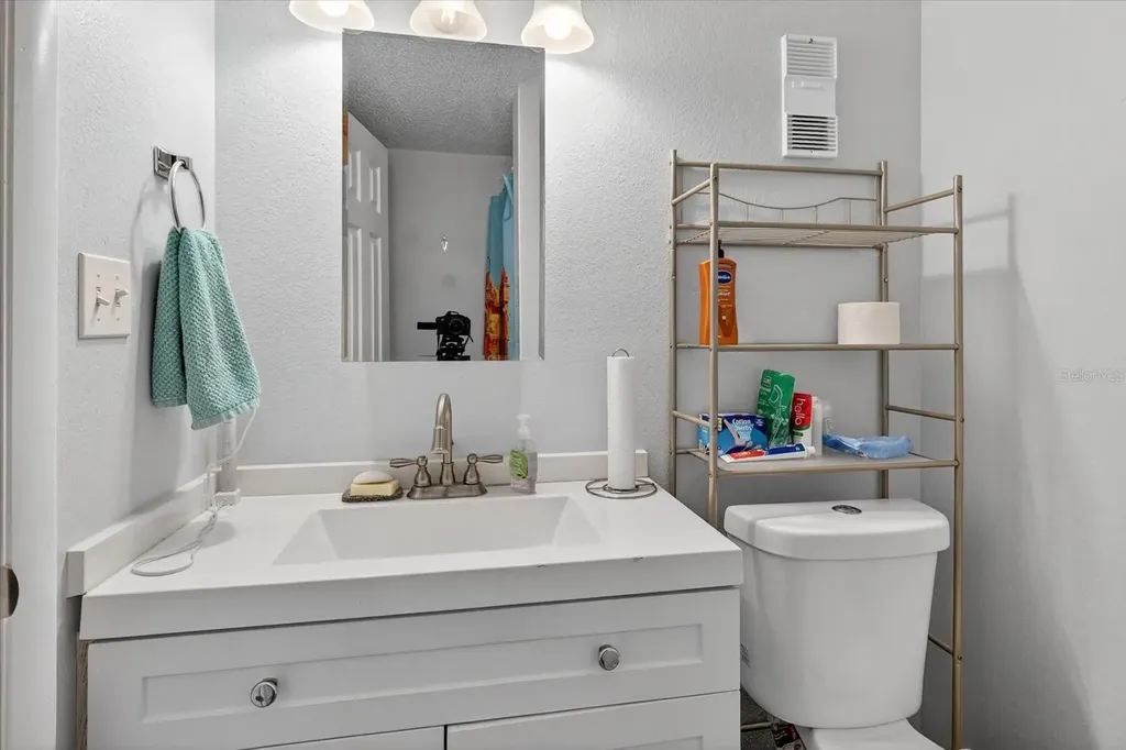 1146 King Arthur Court Dunedin FL 34698