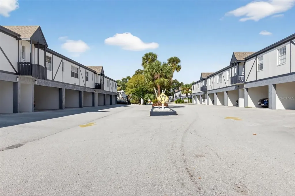 1146 King Arthur Court Dunedin FL 34698