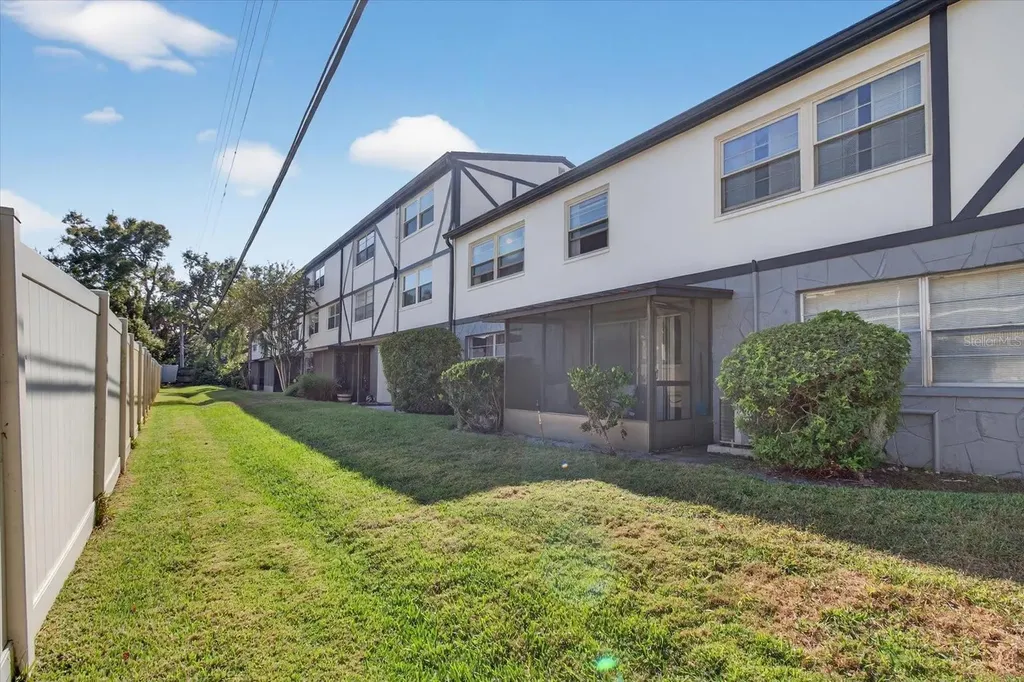 1146 King Arthur Court Dunedin FL 34698