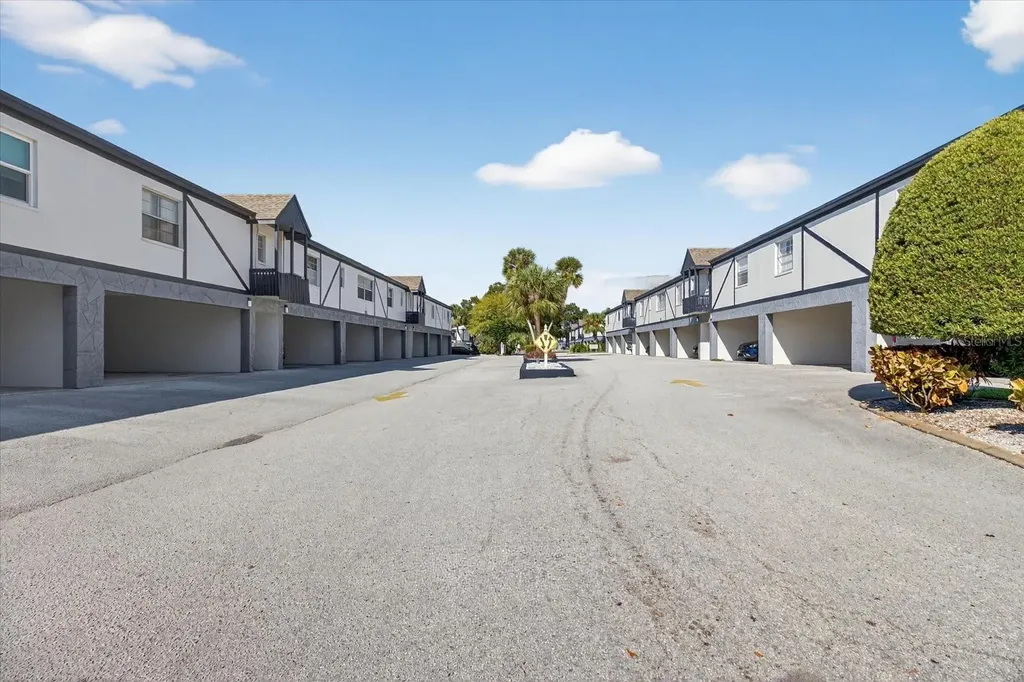 1146 King Arthur Court Dunedin FL 34698