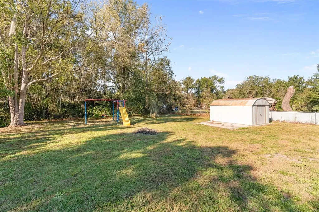 15836 Wilson Parrish Road Umatilla FL 32784