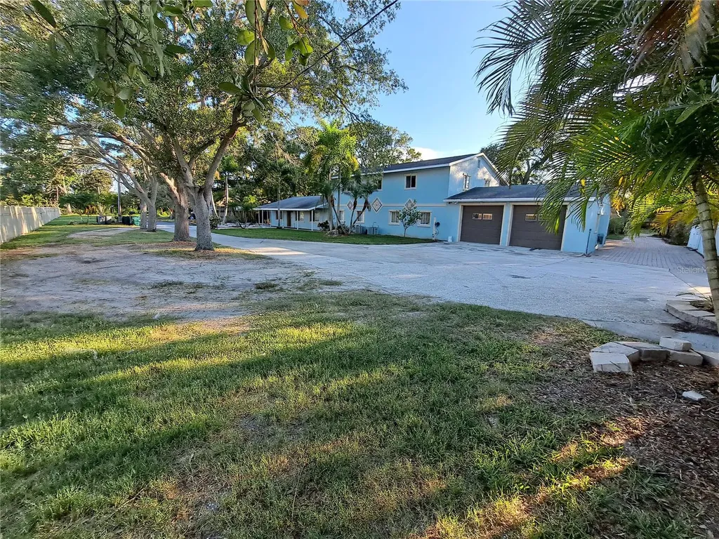 6050 57th St Petersburg FL 33709