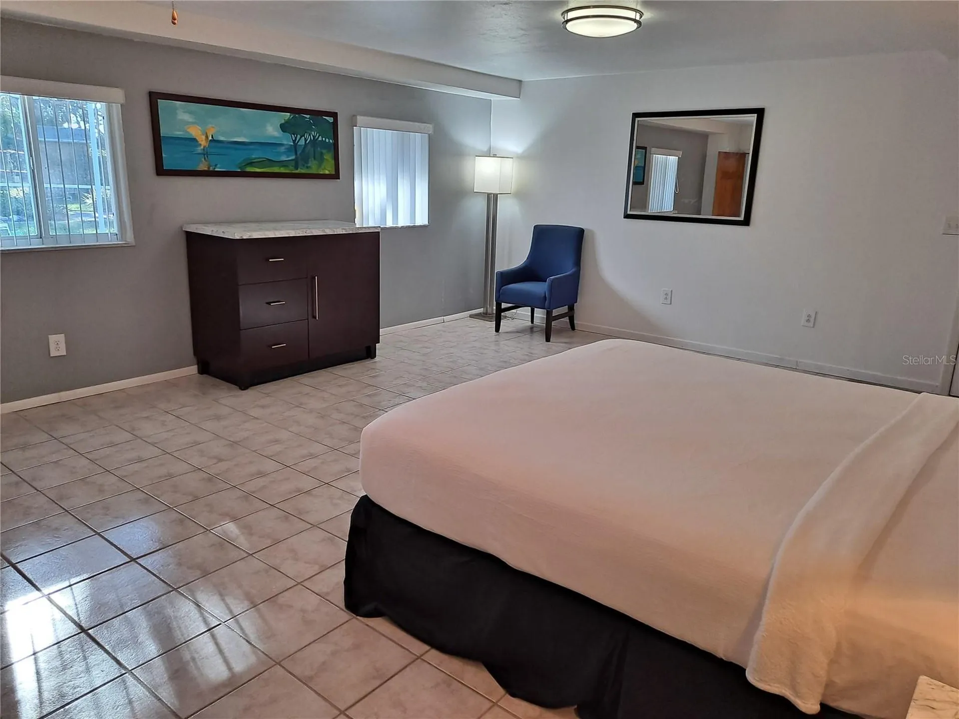 6050 57th St Petersburg FL 33709