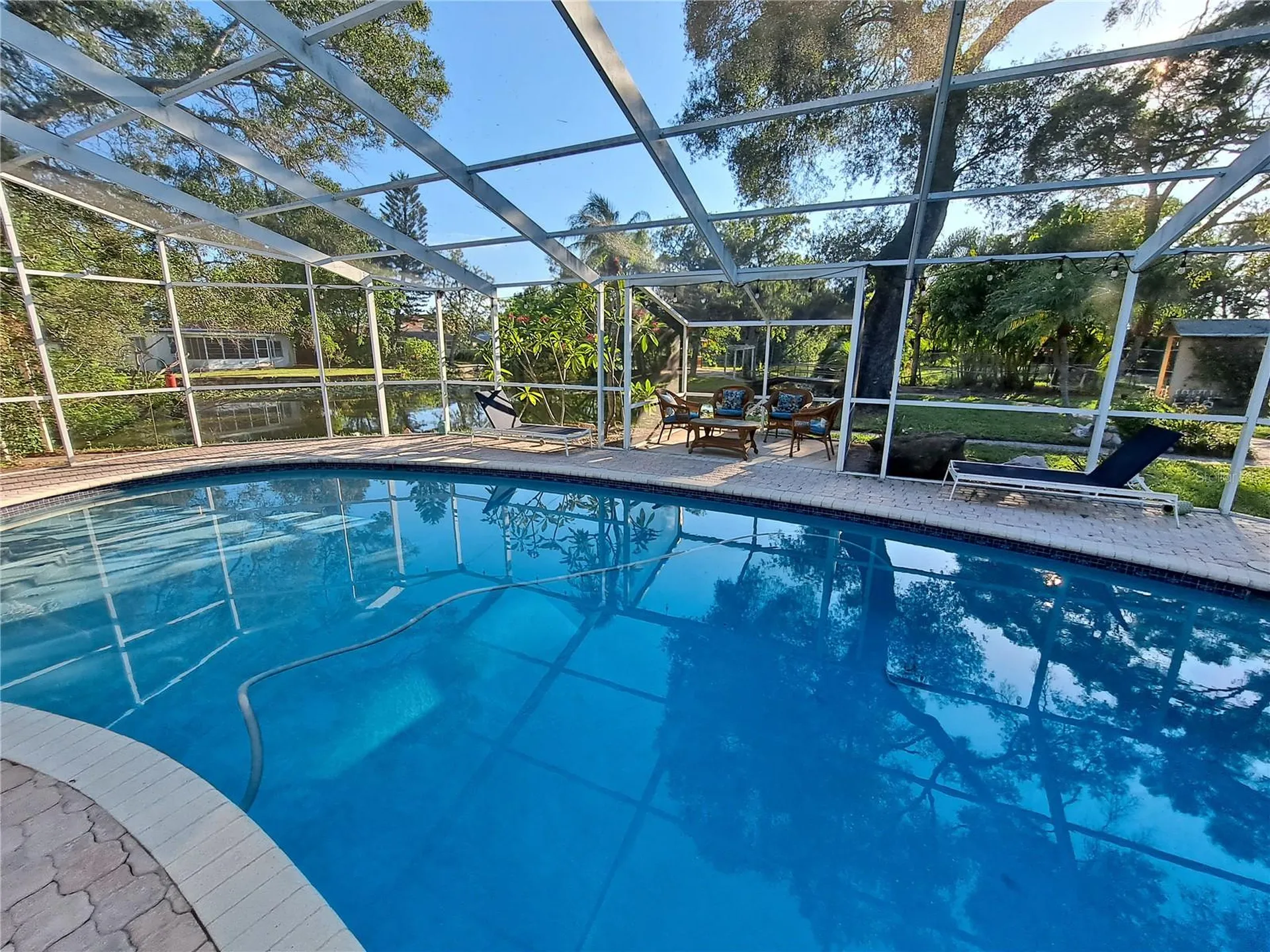 6050 57th St Petersburg FL 33709