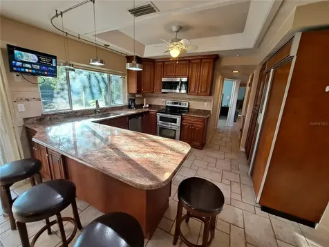6050 57th St Petersburg FL 33709