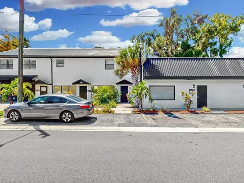 18 W Bass Street Kissimmee FL 34741