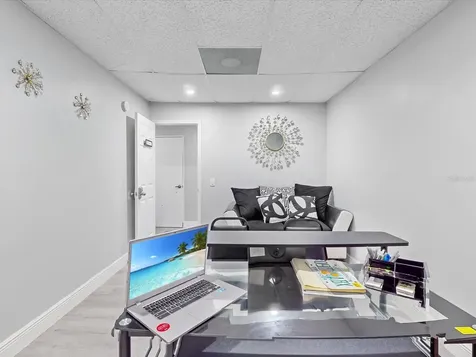 18 W Bass Street Kissimmee FL 34741