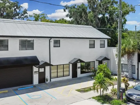 18 W Bass Street Kissimmee FL 34741