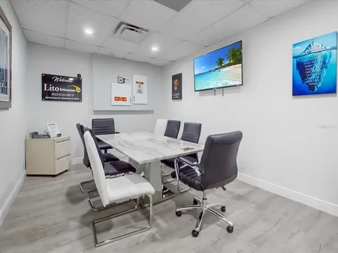 18 W Bass Street Kissimmee FL 34741