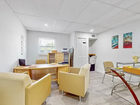 18 W Bass Street Kissimmee FL 34741