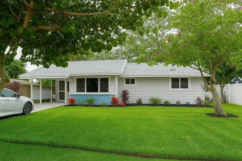 2722 Nancy Street Sarasota FL 34237