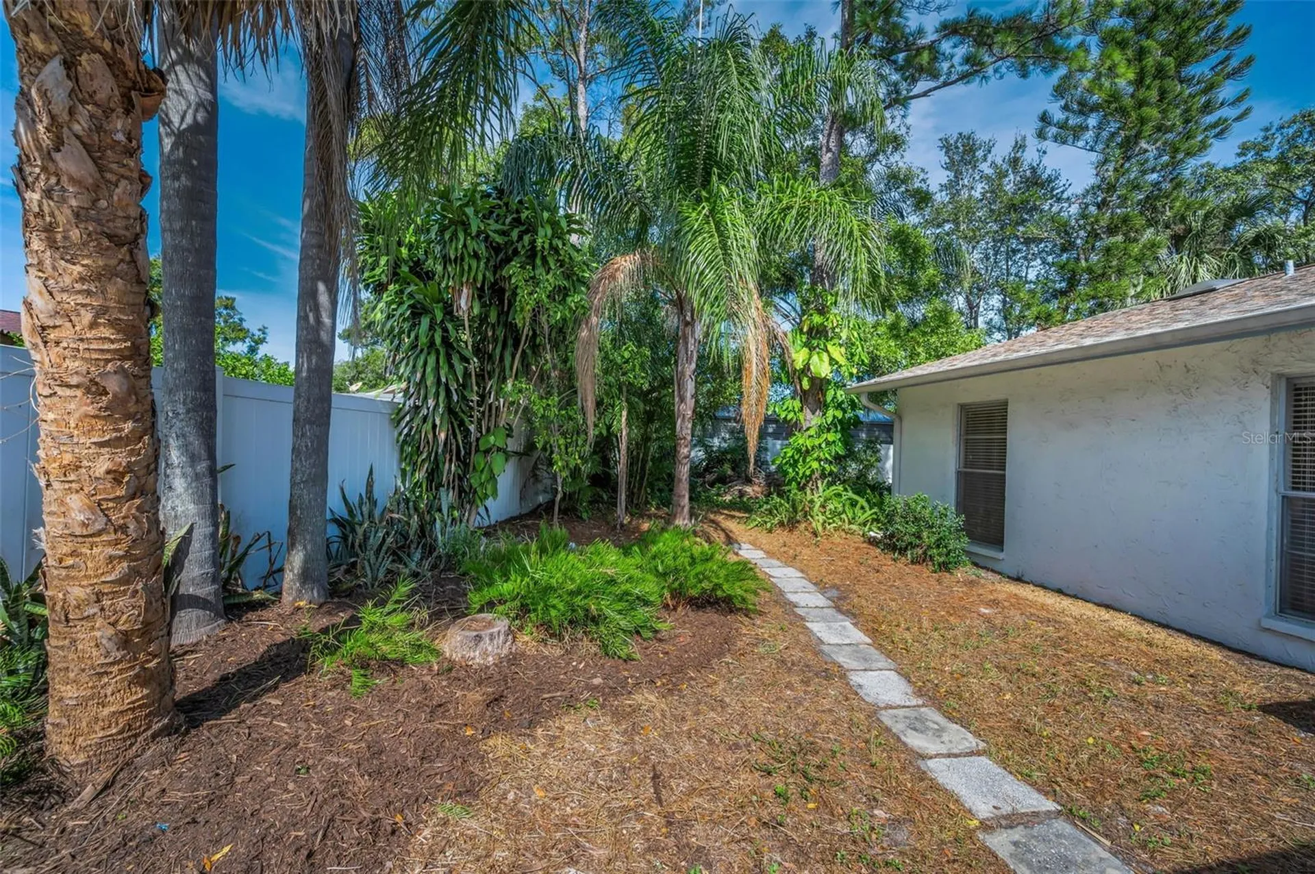 7404 Clearview Drive Tampa FL 33634